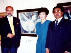 バラディエ画伯と日本ぶっくあーと代表・太田唯男、マダム久美子