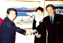 キリチ画伯と日本ぶっくあーと代表・太田唯男、久美子